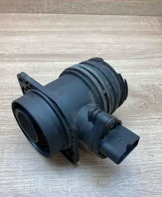 Volkswagen Golf V Mass air flow meter 038906461B 0281002531 USED