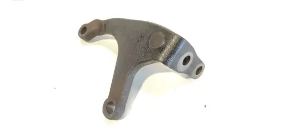 Toyota Avensis T250 Engine mounting bracket 172930G010