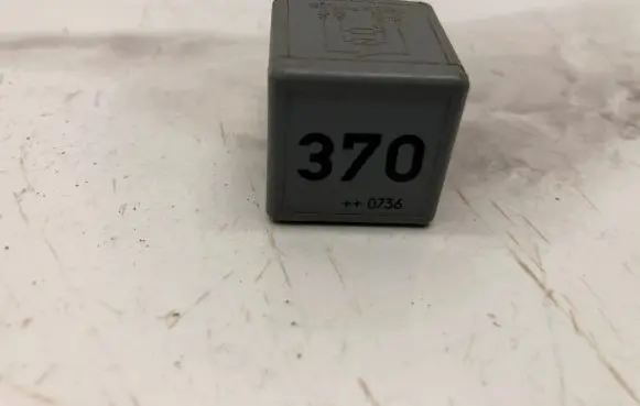 Audi A5 8T 8F Other relay 8D0951253 V23134J52X300