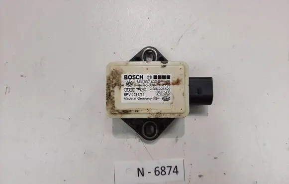 Audi A4 S4 B7 8E 8H ESP acceleration yaw rate sensor 8E0907637C