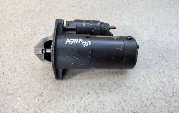 Opel Astra H Starter motor