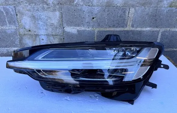Volvo V60 Headlight/headlamp 32420496