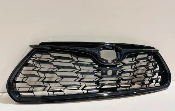 Toyota Highlander XU70 Front bumper upper radiator grill 531010E330 531010E380 531110E250