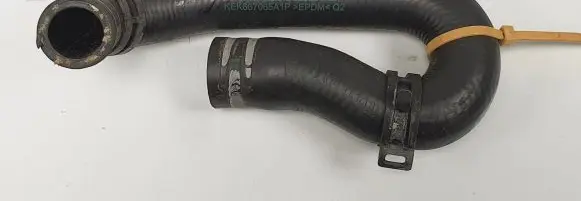 Mercedes-Benz GLK (X204) Engine coolant pipe/hose A2048301296