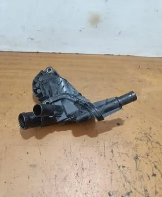 Dacia Sandero II Thermostat/thermostat housing 110616064R 140612563R