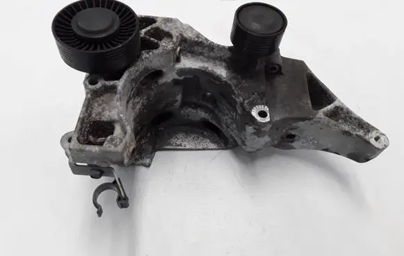 Generator/alternator bracket