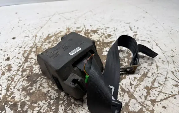 Volvo XC60 Rear seatbelt 34060407