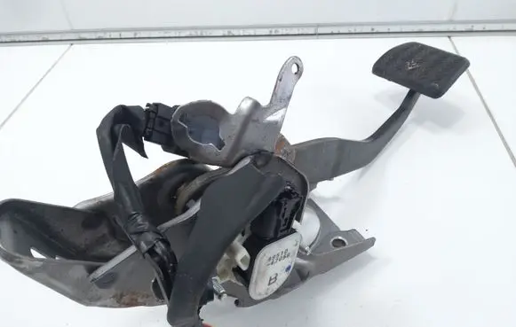Lexus UX Brake pedal 8951047050