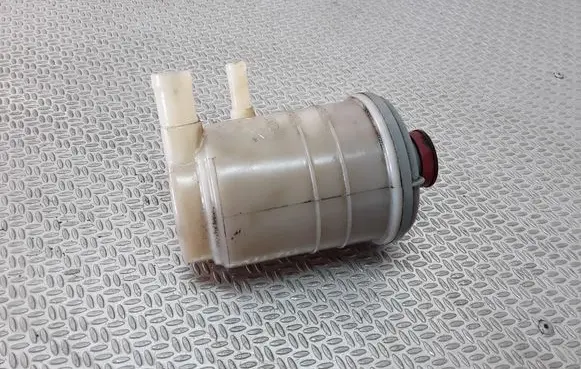Power steering fluid tank/reservoir