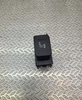 Opel Astra L Seat control switch 98126476ZD
