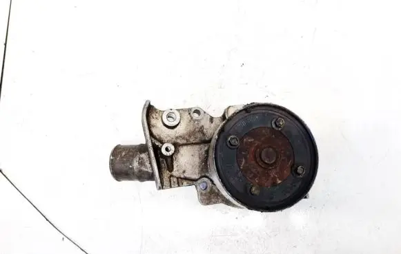 Ford Mondeo MK II Water pump 93bb8509aa