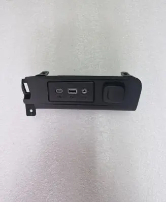 Buick Encore GX I USB socket connector 13529865