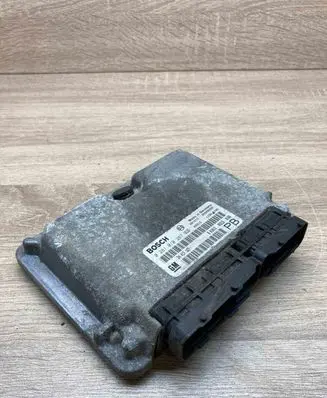 Opel Astra G Engine control unit/module ECU 24417167 0281010267 USED