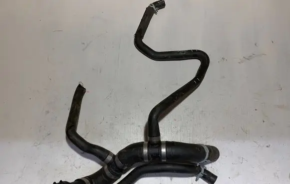 Volvo XC90 Engine coolant pipe/hose 31686003