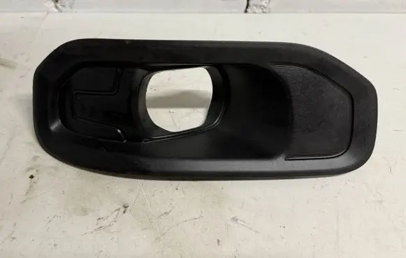 Ram 1500 DT Front fog light trim/grill 68274577AB 6111 65620K
