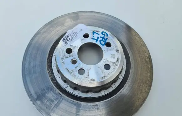 BMW 7 G70 Rear brake disc 6899170