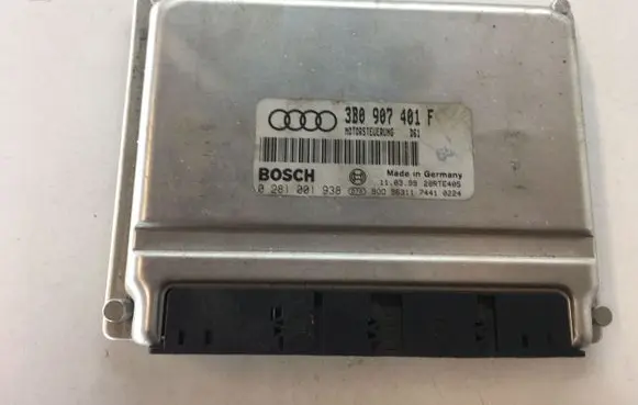 Volkswagen PASSAT B5 Engine control unit/module 3B0907401F 0281001938