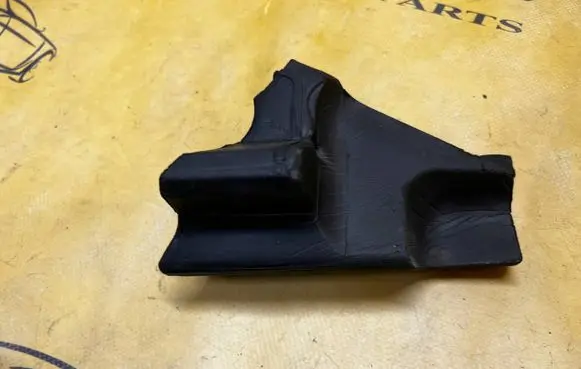Porsche Panamera (970) Wiper trim 97057254100