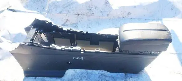 Mazda CX-7 Armrest EH6464441