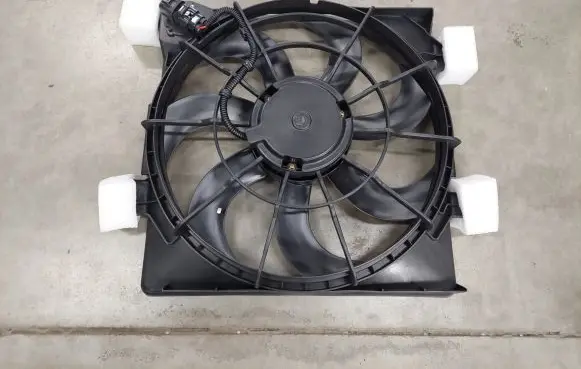 Hyundai i40 Electric radiator cooling fan 253502S500 252311F000