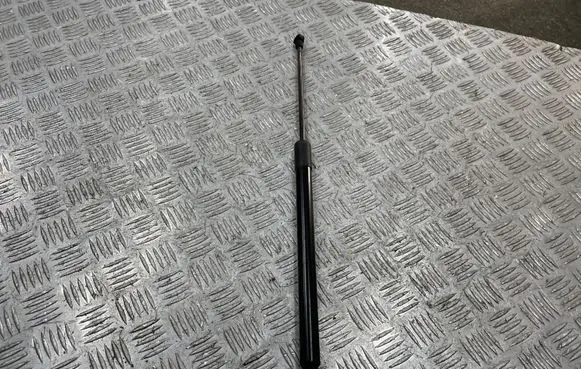 Volkswagen Golf VII Tailgate/trunk strut/damper 5G6827550C