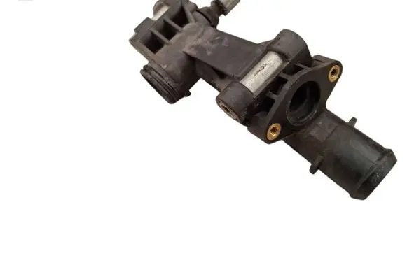 Volvo V40 Thermostat BM5G8K556FA
