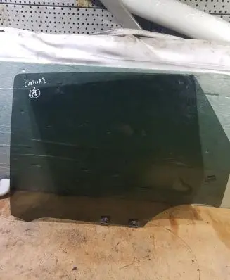 Renault Captur Rear side window 2017R