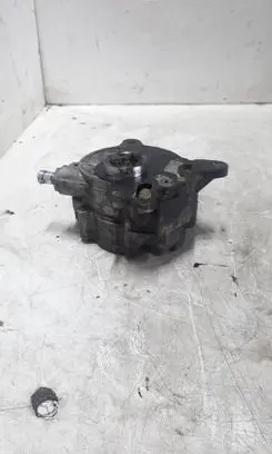 Volkswagen PASSAT B6 Vacuum pump 03G145209C