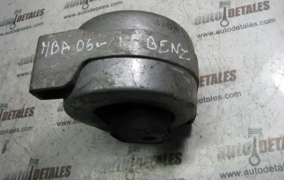 Mercedes-Benz B W245 Engine mount bracket A1692401218