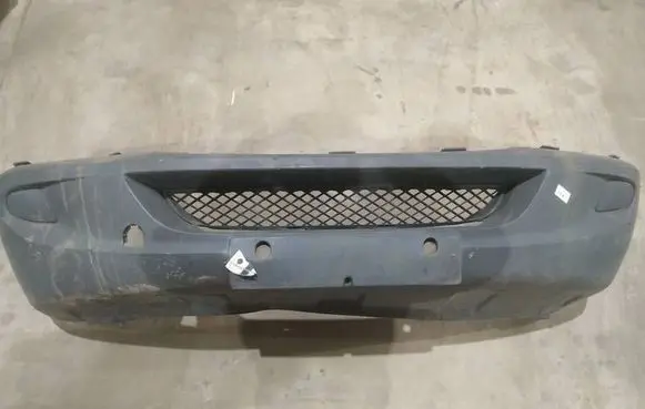 Mercedes-Benz Sprinter W906 Front bumper pilkas