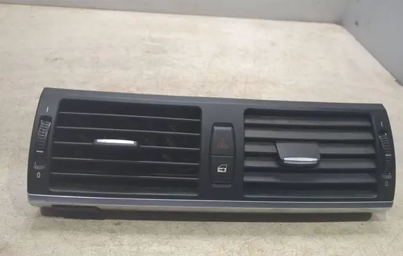 BMW X5 E70 Dash center air vent grill 9210705 9220101 T4482110
