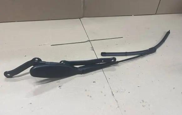 Mercedes-Benz E W213 Front wiper blade arm A2058240119 2058240119