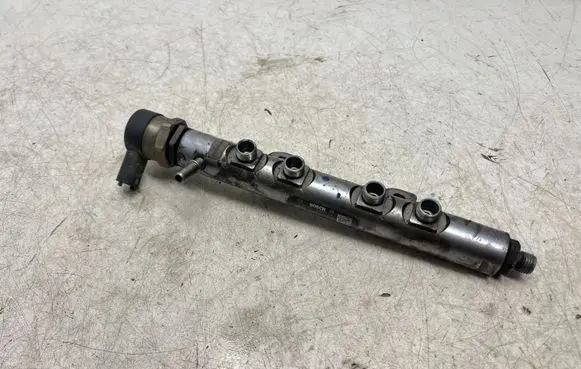 Land Rover Range Rover Sport L320 Fuel main line pipe 0445216028