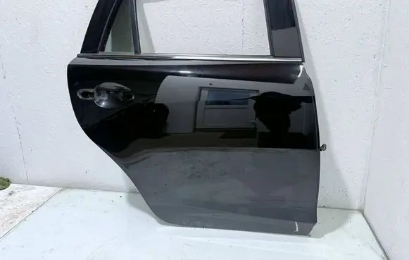 Mazda 6 Rear door 