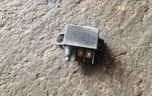 Mercedes-Benz CLS C219 Other relay A0025426419