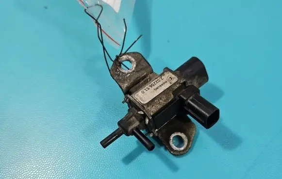 Ford Mondeo MK IV Turbo solenoid valve 702256510 IMPRK1583517