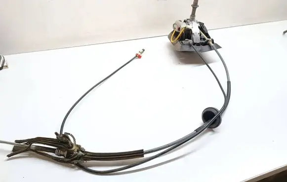 BMW X5 E53 Gear shifter/selector 7525338
