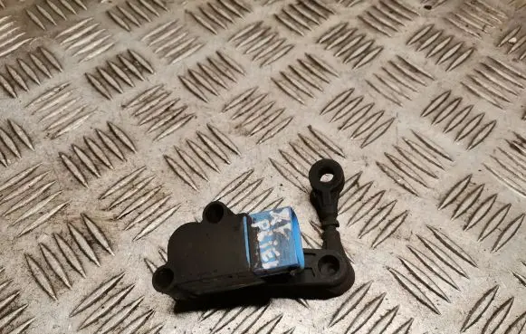 Jaguar XF X250 Air suspension front height level sensor 6W833C280AD