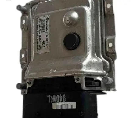 KIA Rio Engine control unit/module 391302B250 ME17911