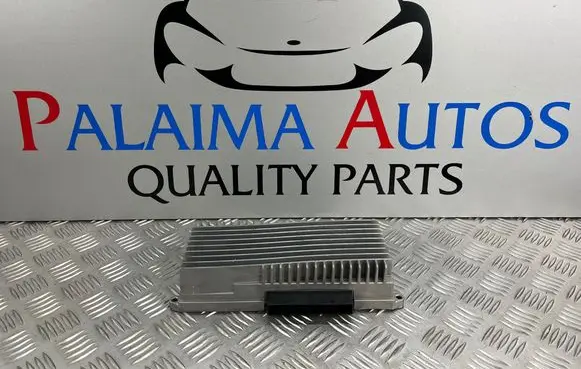Audi A4 S4 B8 8K Sound amplifier 8R0035223F
