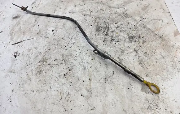 Maserati Ghibli Oil level dip stick 
