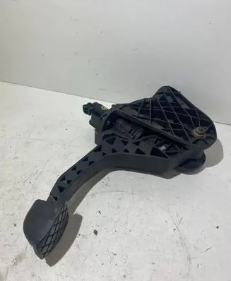 Clutch pedal