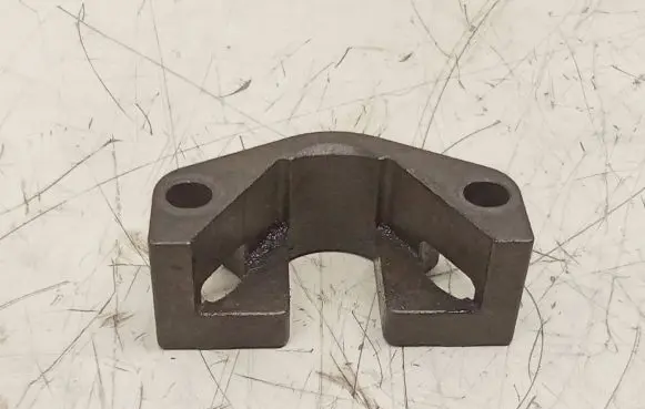 BMW 7 E65 E66 Fuel Injector clamp holder