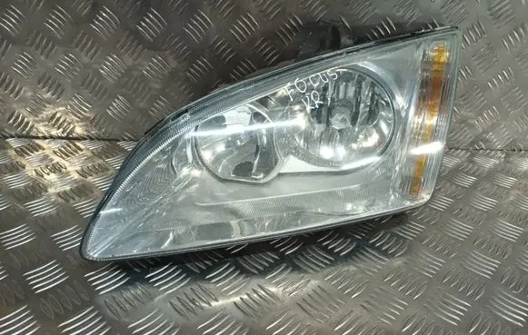 Ford Focus Headlight/headlamp 4M5113W030