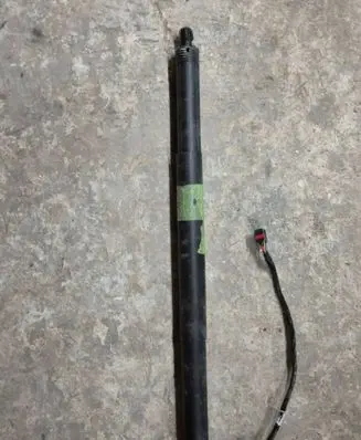 Skoda Superb B6 (3T) Tailgate hydraulic set 3V0827851B 40373644100005