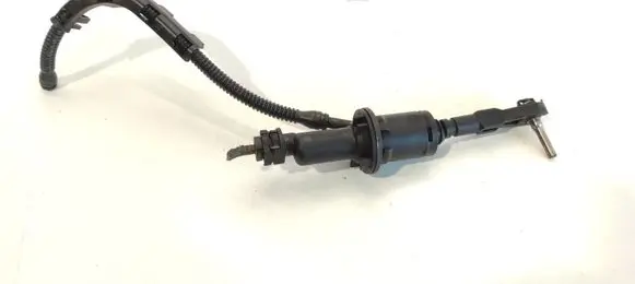 Peugeot 407 Clutch master cylinder 9638257980