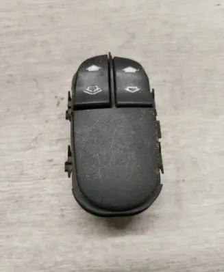 Ford Focus Electric window control switch 03162310