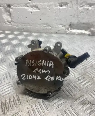 Opel Insignia A Vacuum pump 55581351