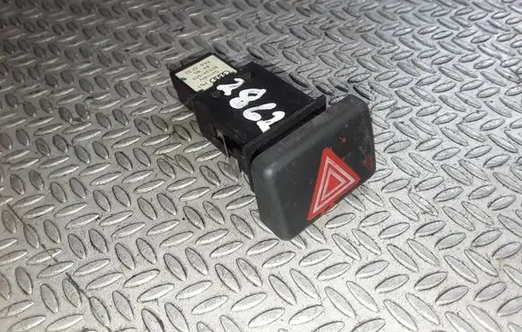 Audi A4 S4 B6 8E 8H Hazard light switch 8E0941509