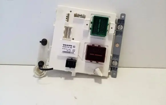 Volvo XC60 Comfort/convenience module 32320214AA